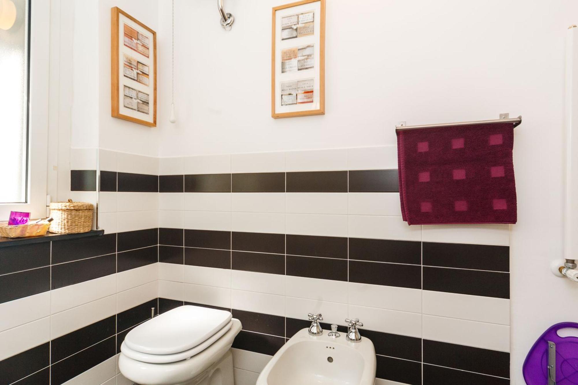 Girovagando B&B Genoa Phòng bức ảnh