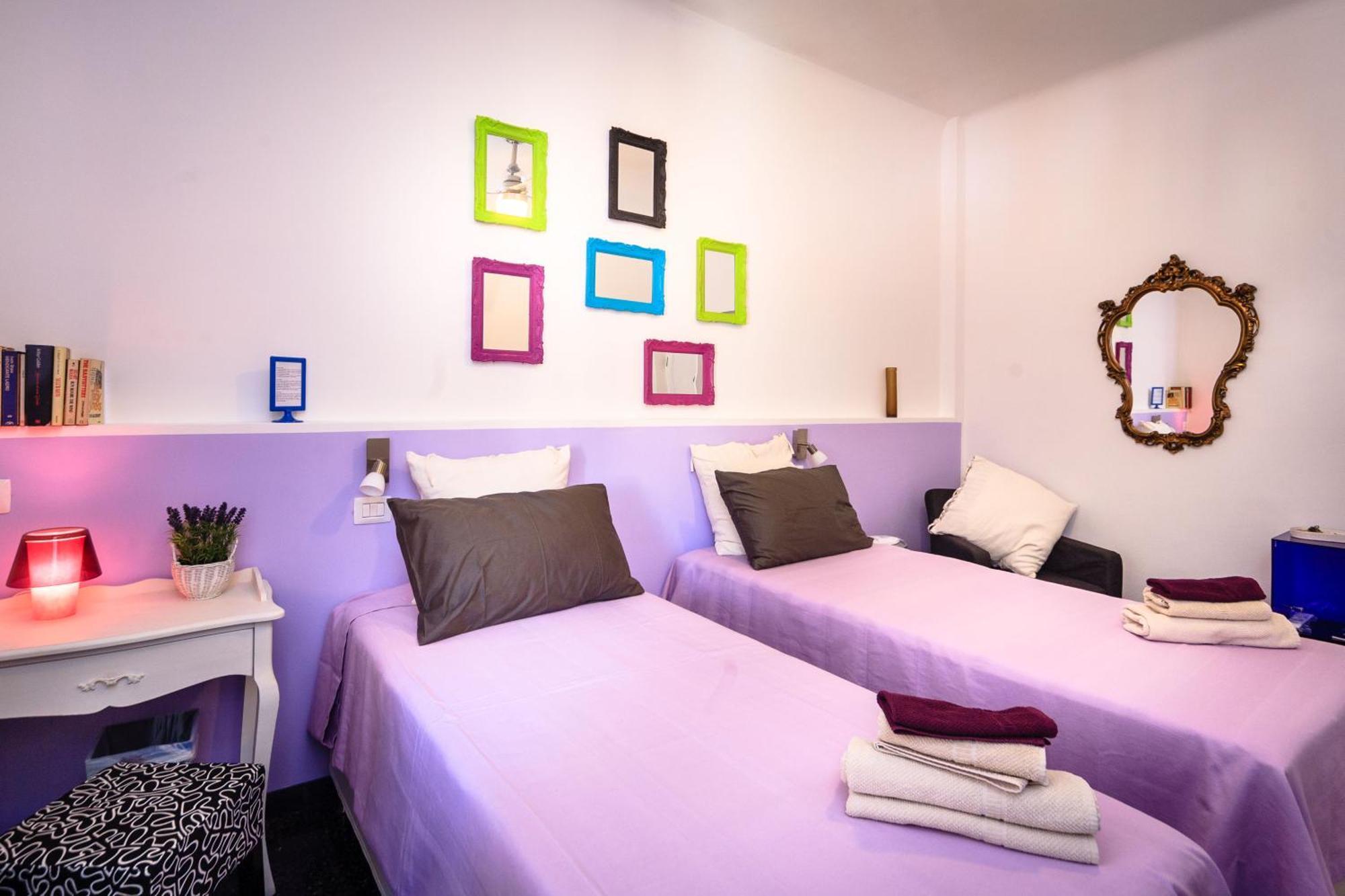 Girovagando B&B Genoa Phòng bức ảnh