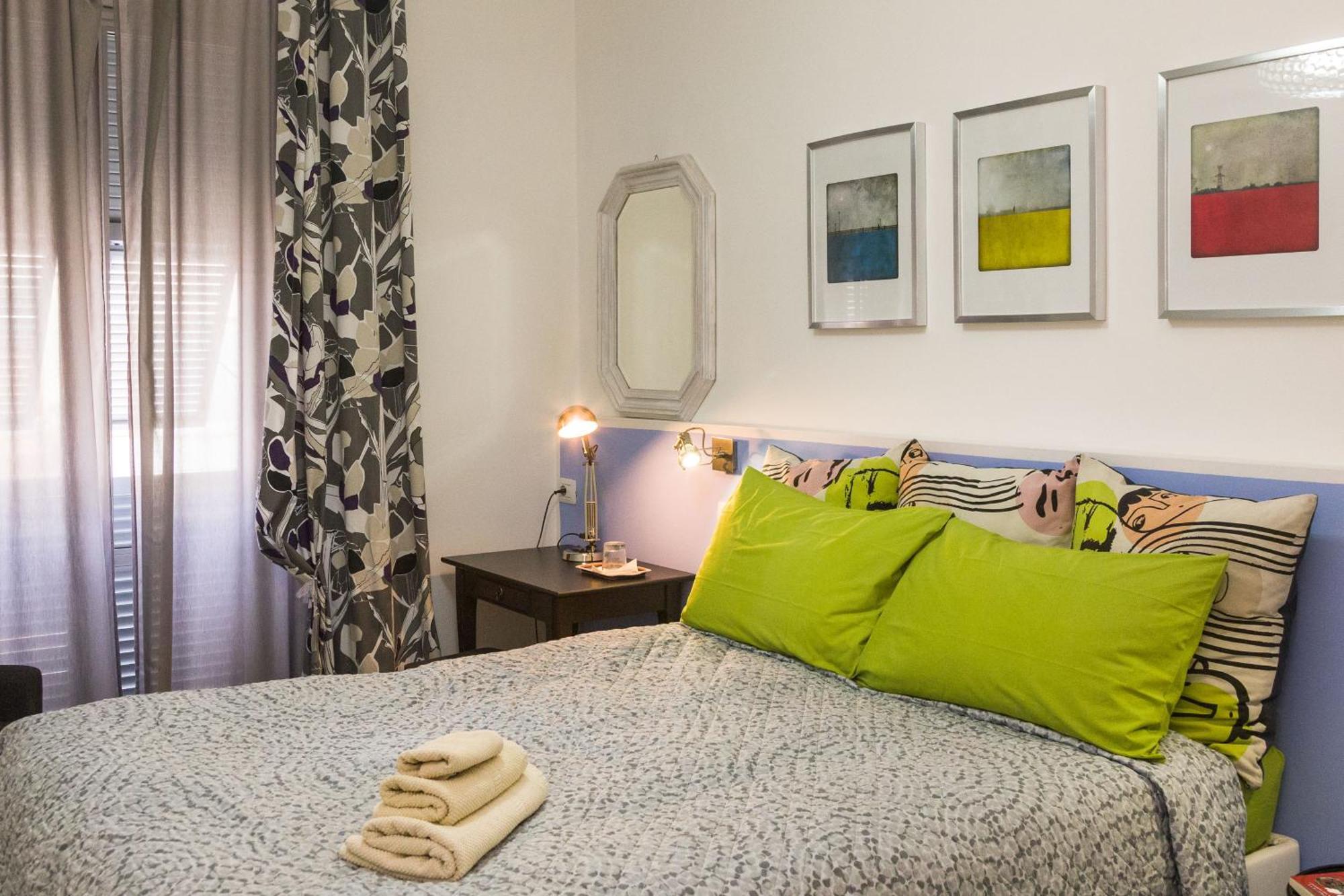 Girovagando B&B Genoa Phòng bức ảnh
